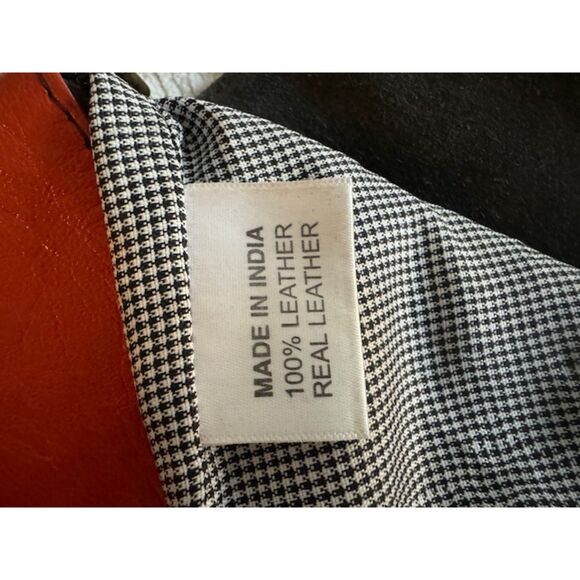 Soruka Women's Saddle clutch, multicolor, animal print, wristlet. - Picture 5 of 14